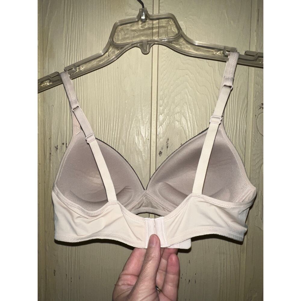 36B Warner's Bra Wirefree Push-Up T-Shirt Wireless Comfort Lightly Lined Tan - Picture 6 of 6